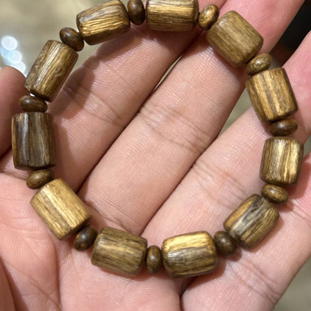 Vòng trầm khúc tự nhiên Việt Nam 