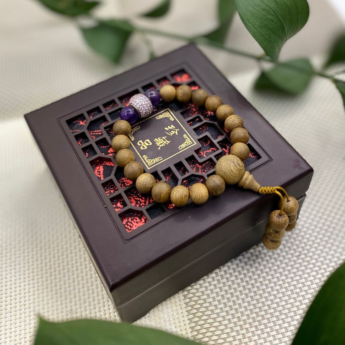 Vòng trầm tự nhiên Indo phối charm bạc tím Ai Cập